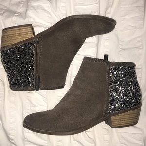 Vera Tone booties